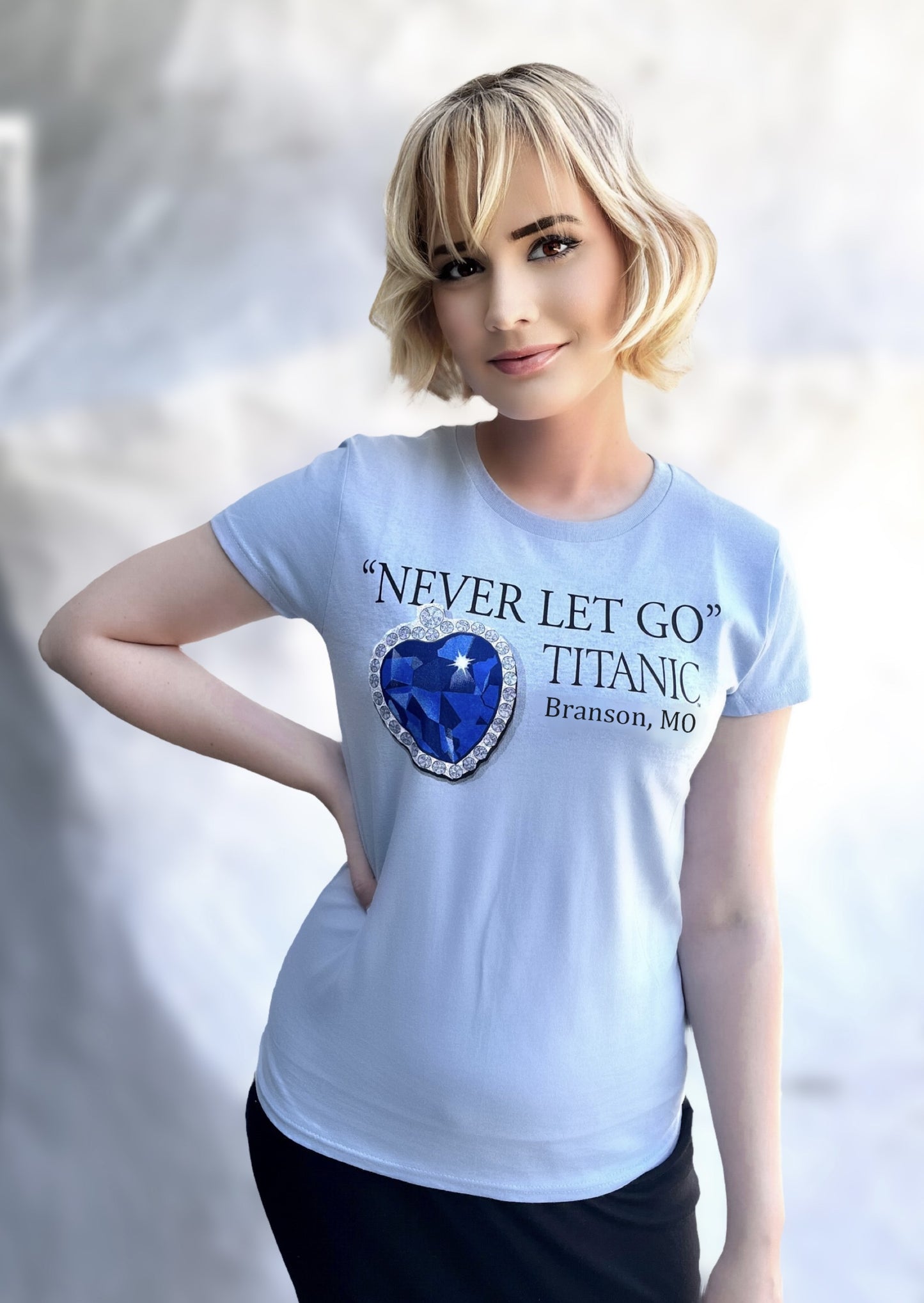 "Never Let Go" Titanic Heart Ladies T-Shirt - Branson, MO
