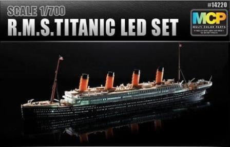 Titanic 1/700 Scale Model Kit MCP with LED Lights