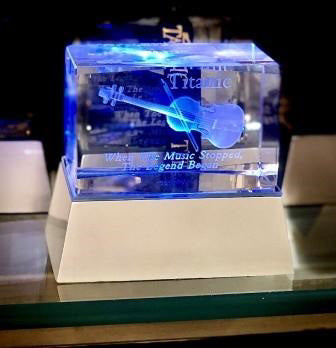 LED Light-Up Laser Etched Violin Crystal Cube with Stand