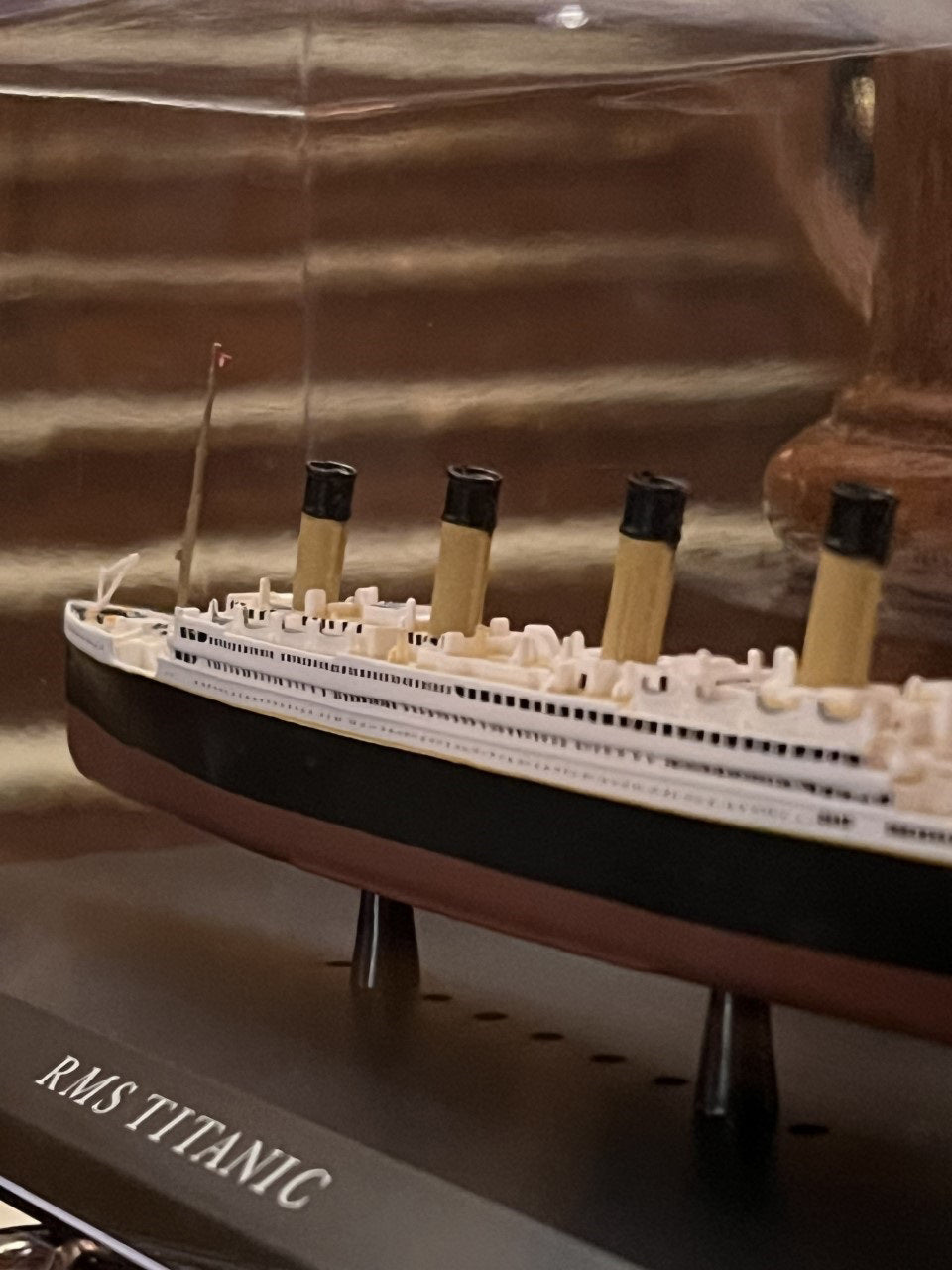 Titanic 1/1250 Scale Display Model
