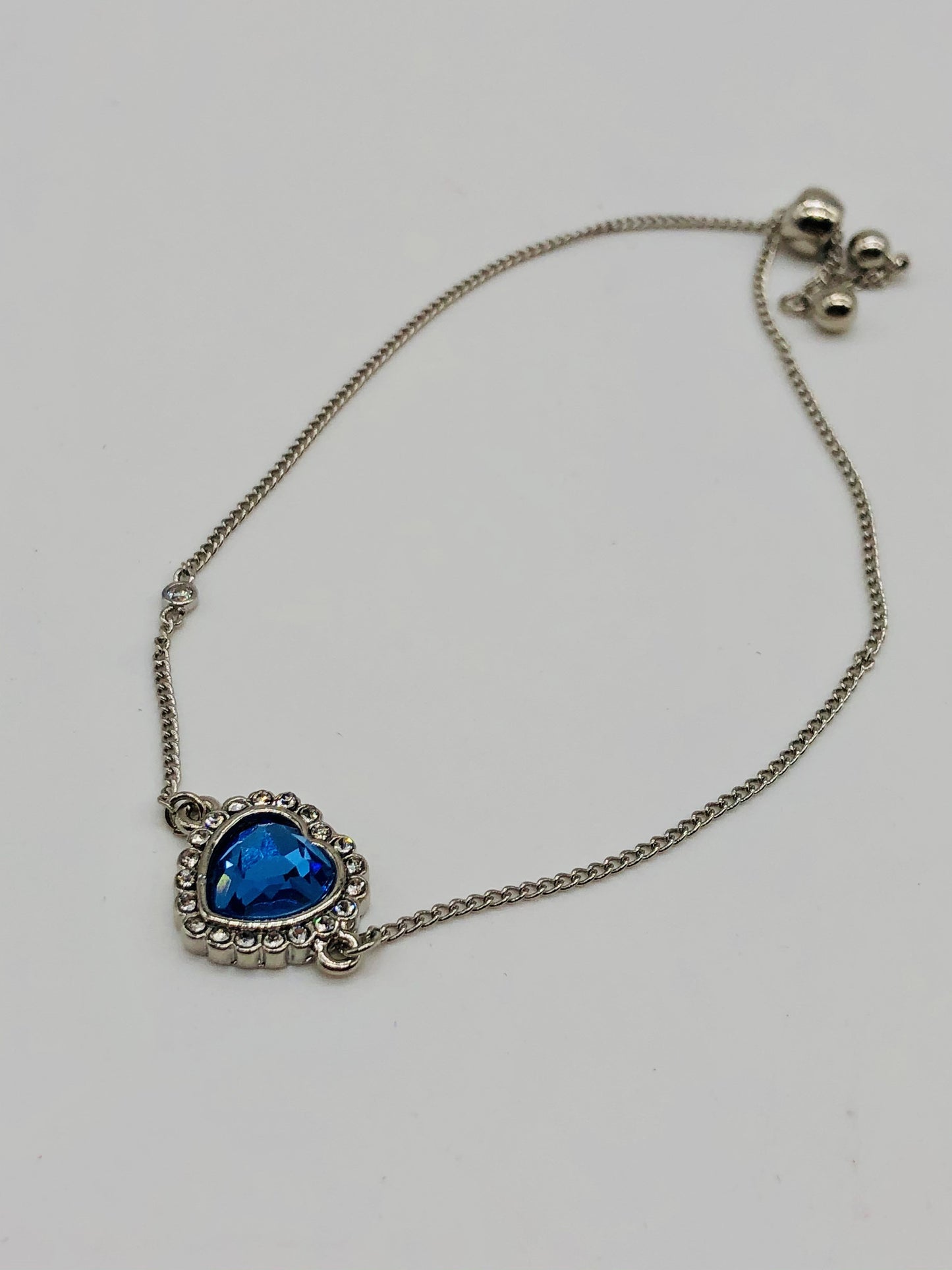 Titanic by Solvar - Sliding Adjustable Blue Heart Bracelet
