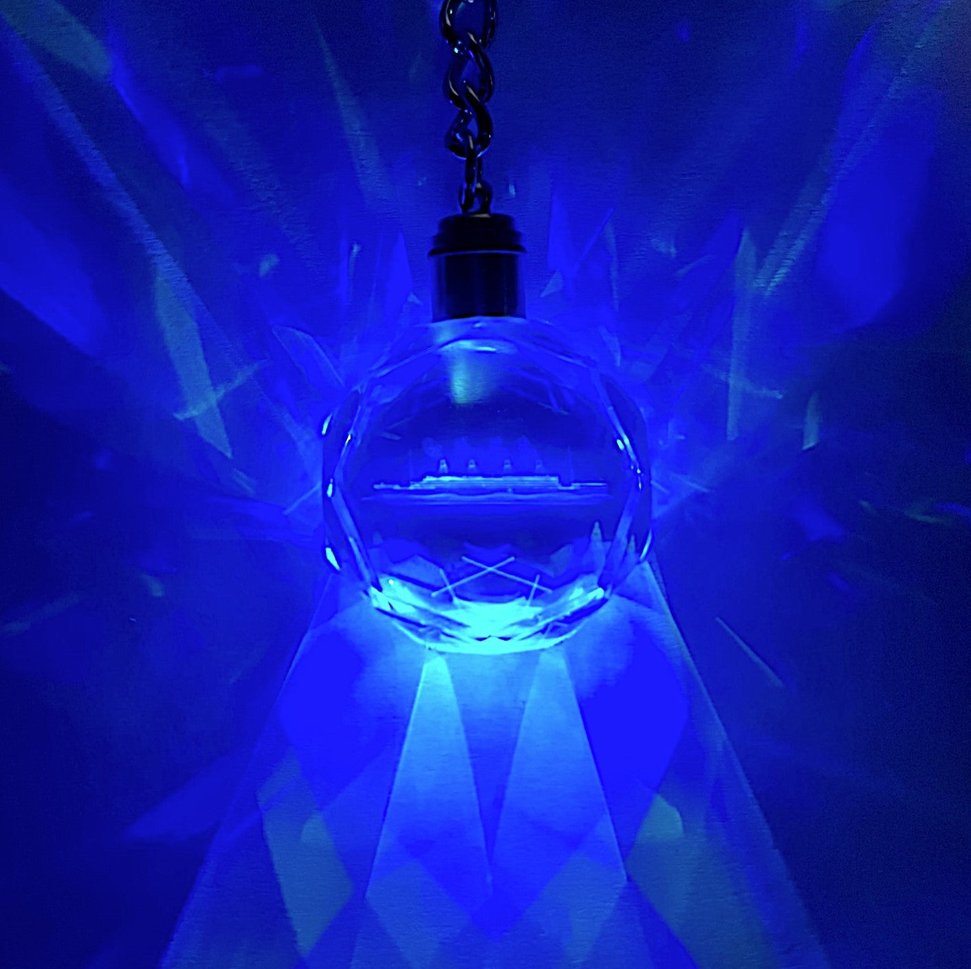 LED Light-Up Titanic Ship Key Ring