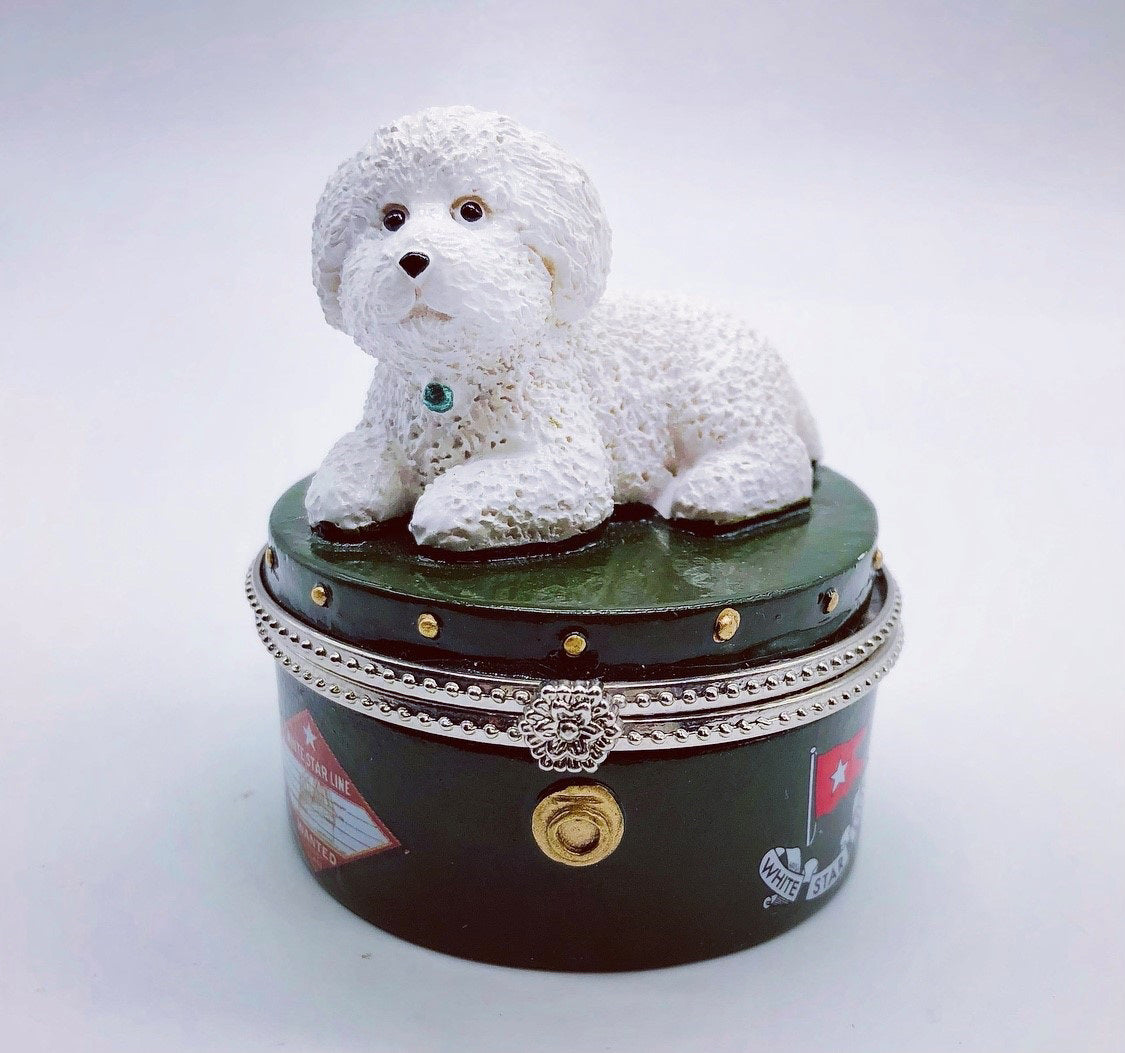 Trinket Box Frou Frou on a Trunk