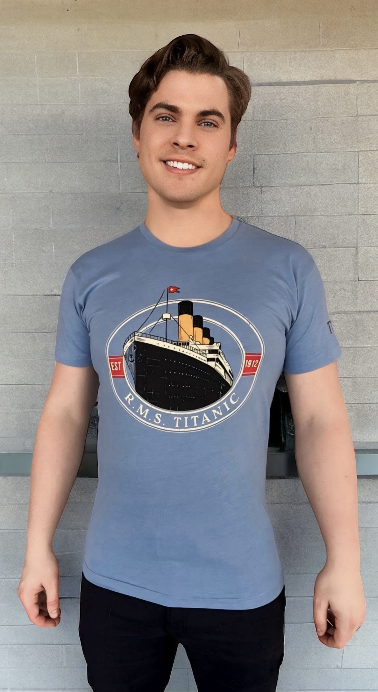 RMS Titanic Soft Fitted T-Shirt
