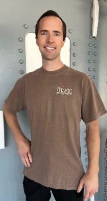 Titanic Queen of the Ocean Parchment Poster T-Shirt