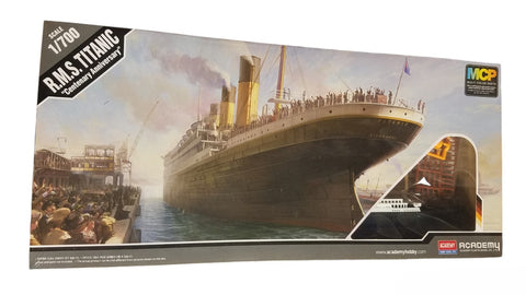 TITANIC MODEL MCP 1/700 SCALE