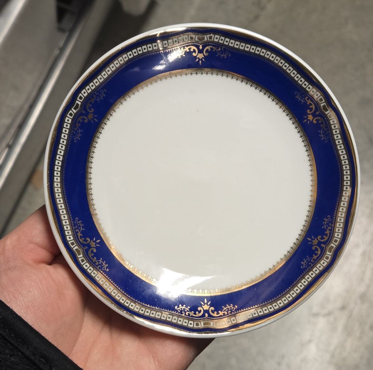VIP Special Service 5 Inch Dessert Plate