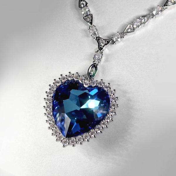 Deluxe Brilliant Blue Heart Necklace