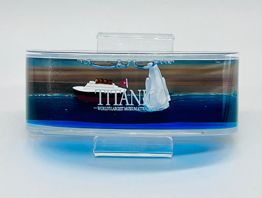 Titanic Sunset Liquid Motion Magnet