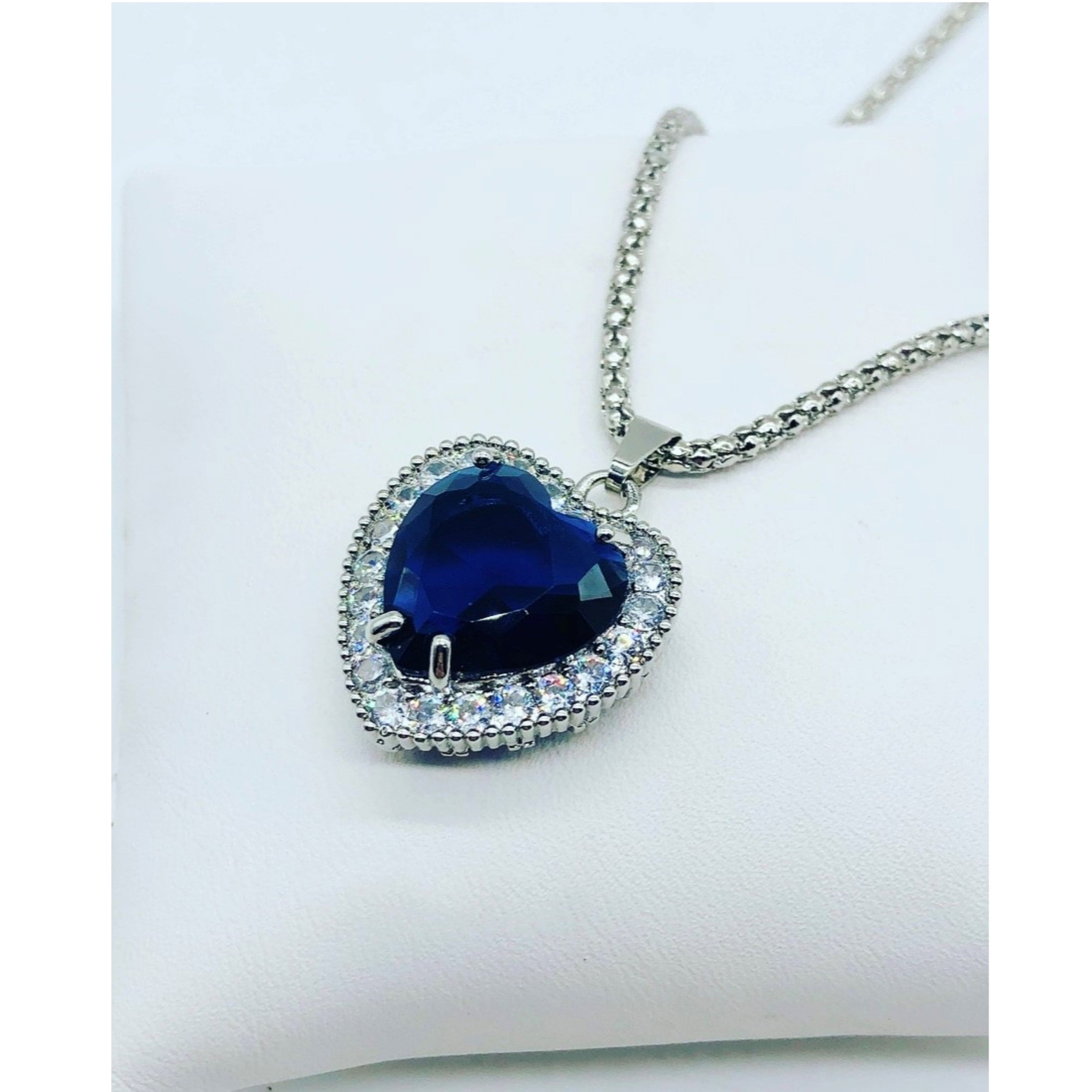 Necklaces – tagged 