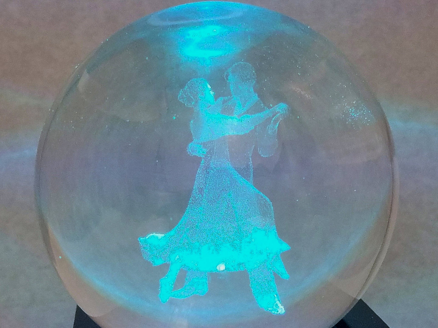 LED Light-Up Crystal Ball Titanic Dancers
