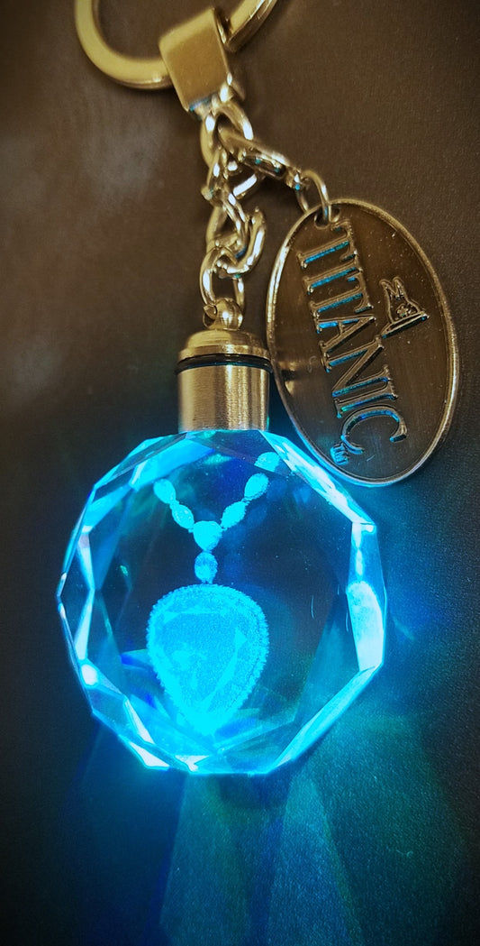 LED Light-Up Titanic Heart Key Ring