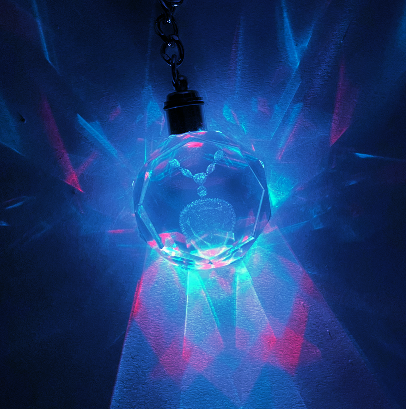 LED Light-Up Titanic Heart Key Ring