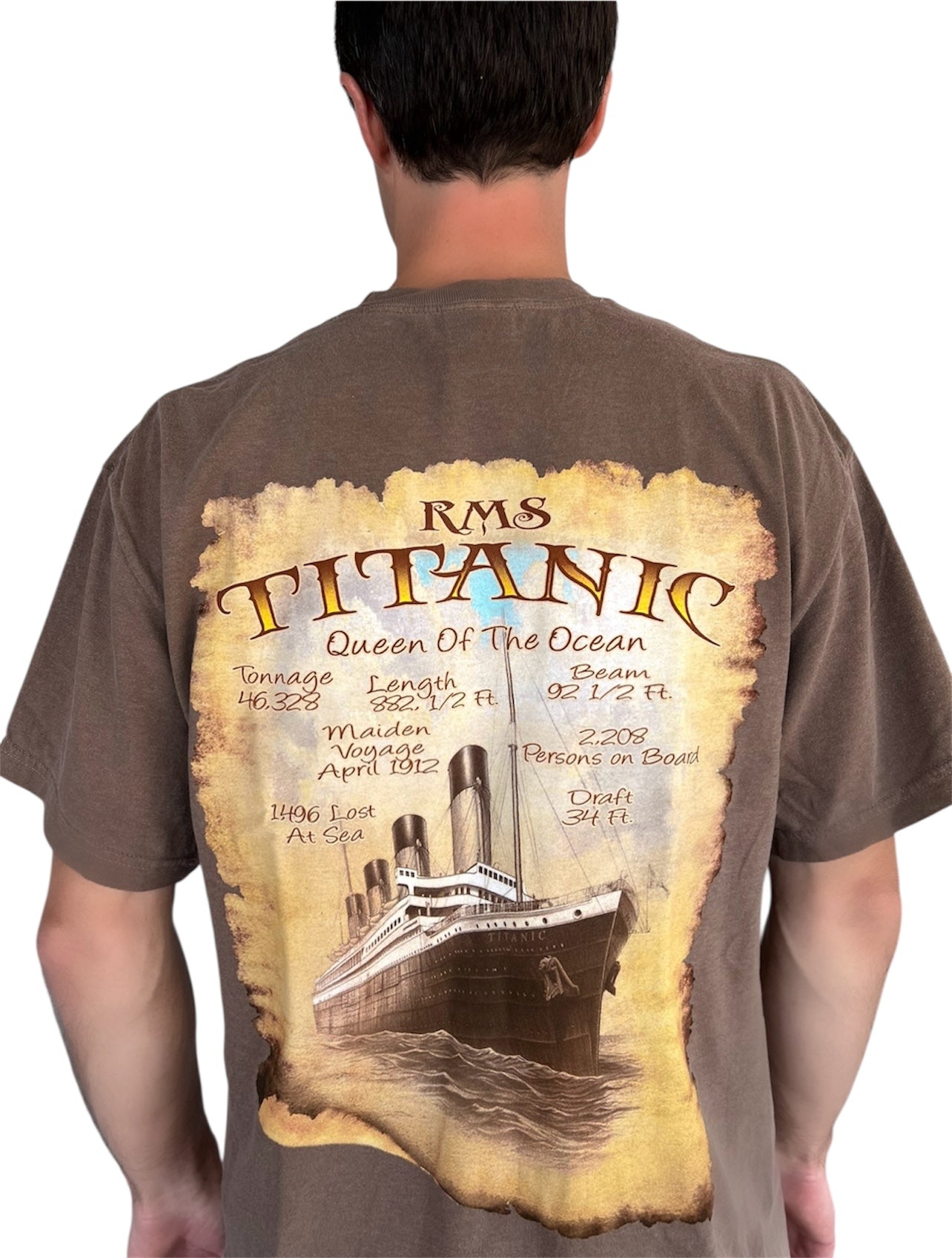 Titanic Queen of the Ocean Parchment Poster T-Shirt