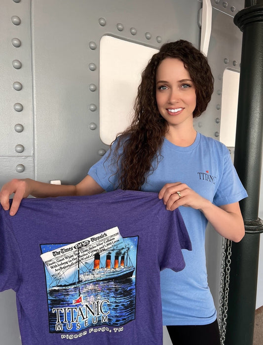 Titanic Headlines T-Shirt - Pigeon Forge, TN