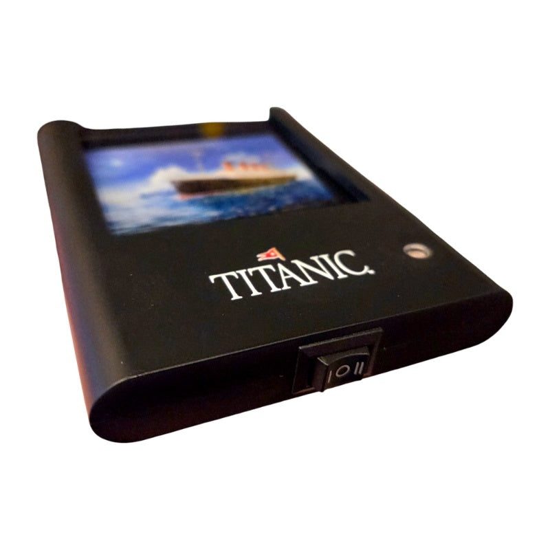 Angle view to show narrow body of nightlight and On Off Automatic power switch.