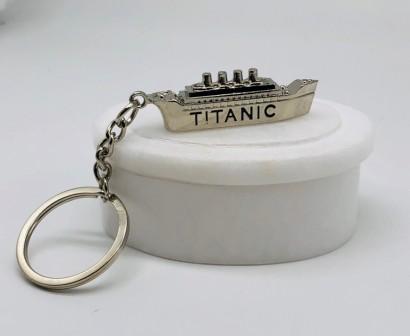 TITANIC  SHIP KEY RING