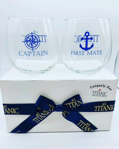 TITANIC BOXED SET OF THE CAPT. AND FIRST MATE DRINKWARE